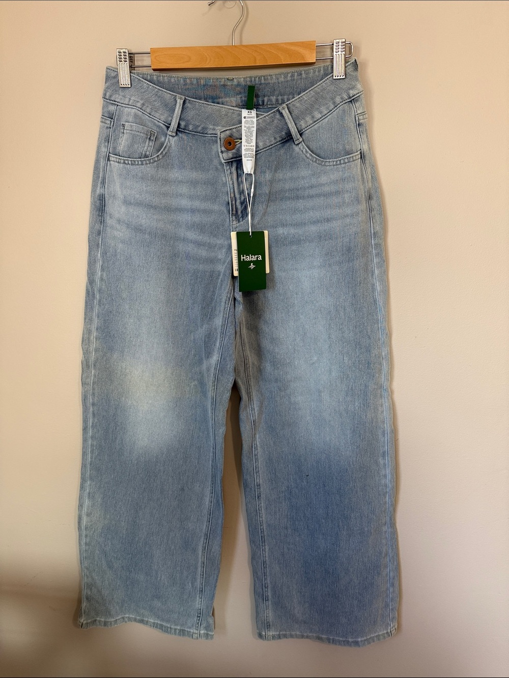 HALARA Light Blue Wide Leg Cropped Jeans